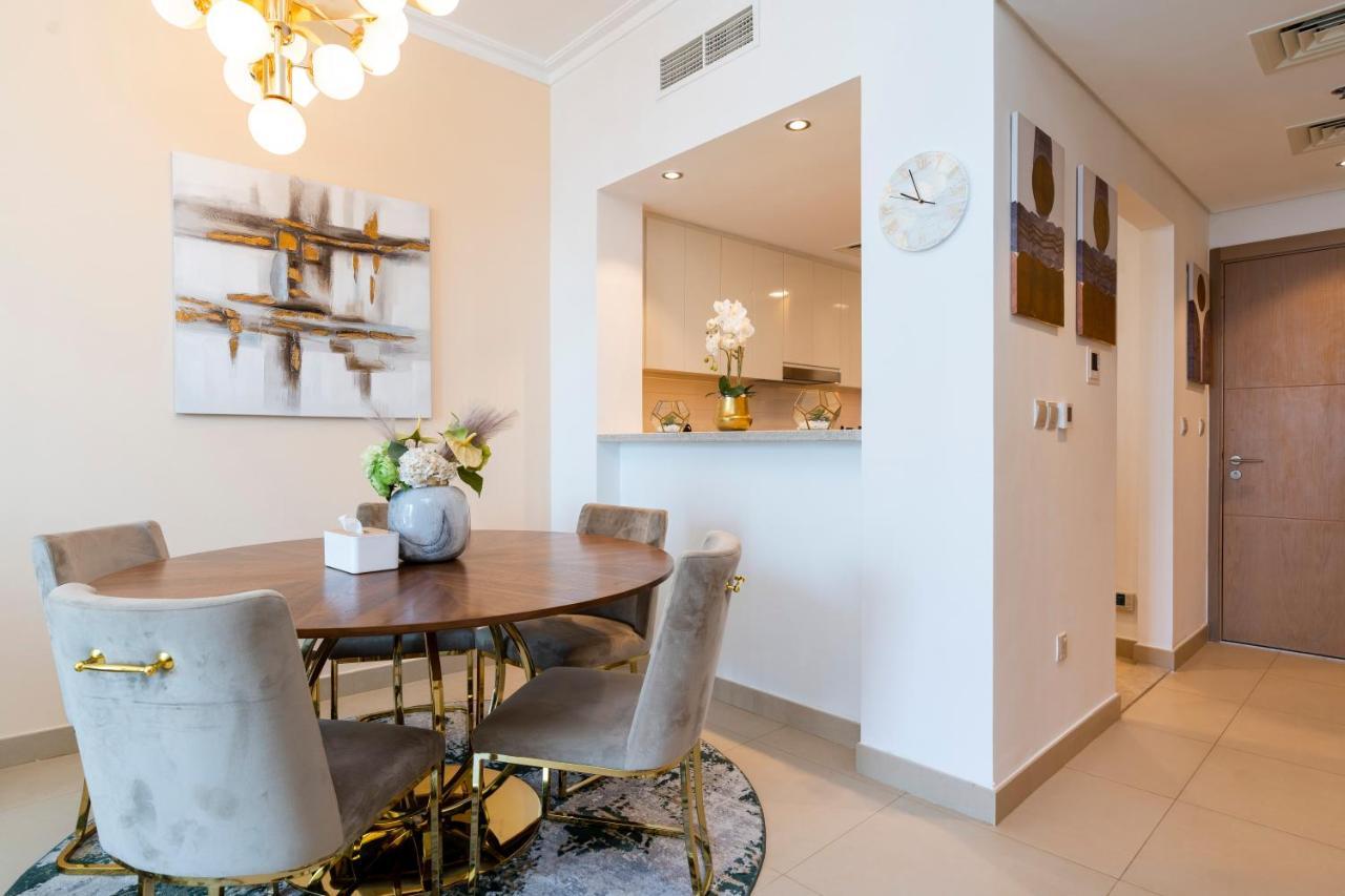 Prestige Living 1Br With Full Burj Khalifa View By Auberge Дубай Экстерьер фото