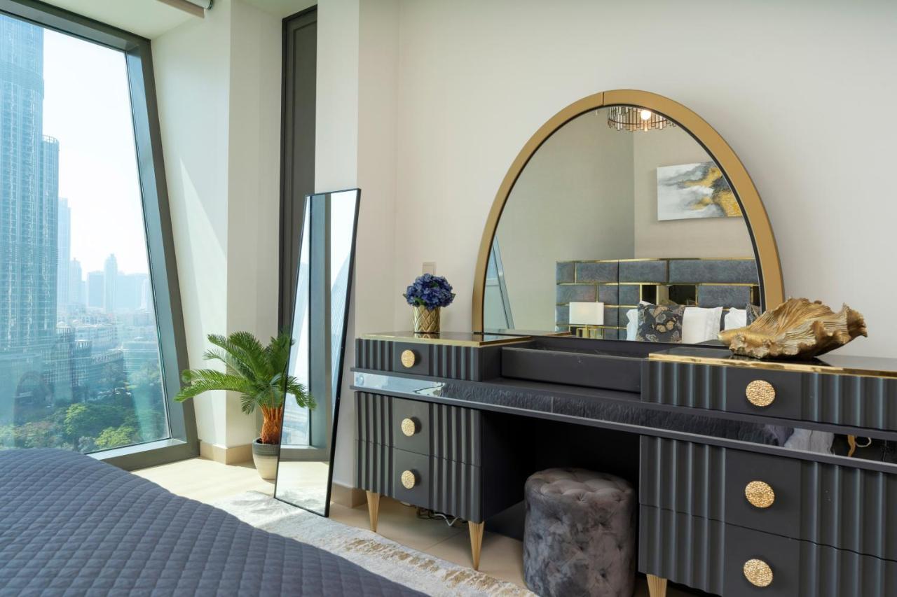 Prestige Living 1Br With Full Burj Khalifa View By Auberge Дубай Экстерьер фото