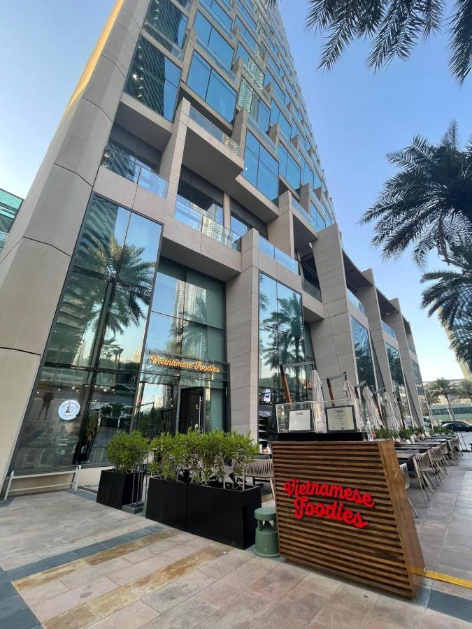 Prestige Living 1Br With Full Burj Khalifa View By Auberge Дубай Экстерьер фото