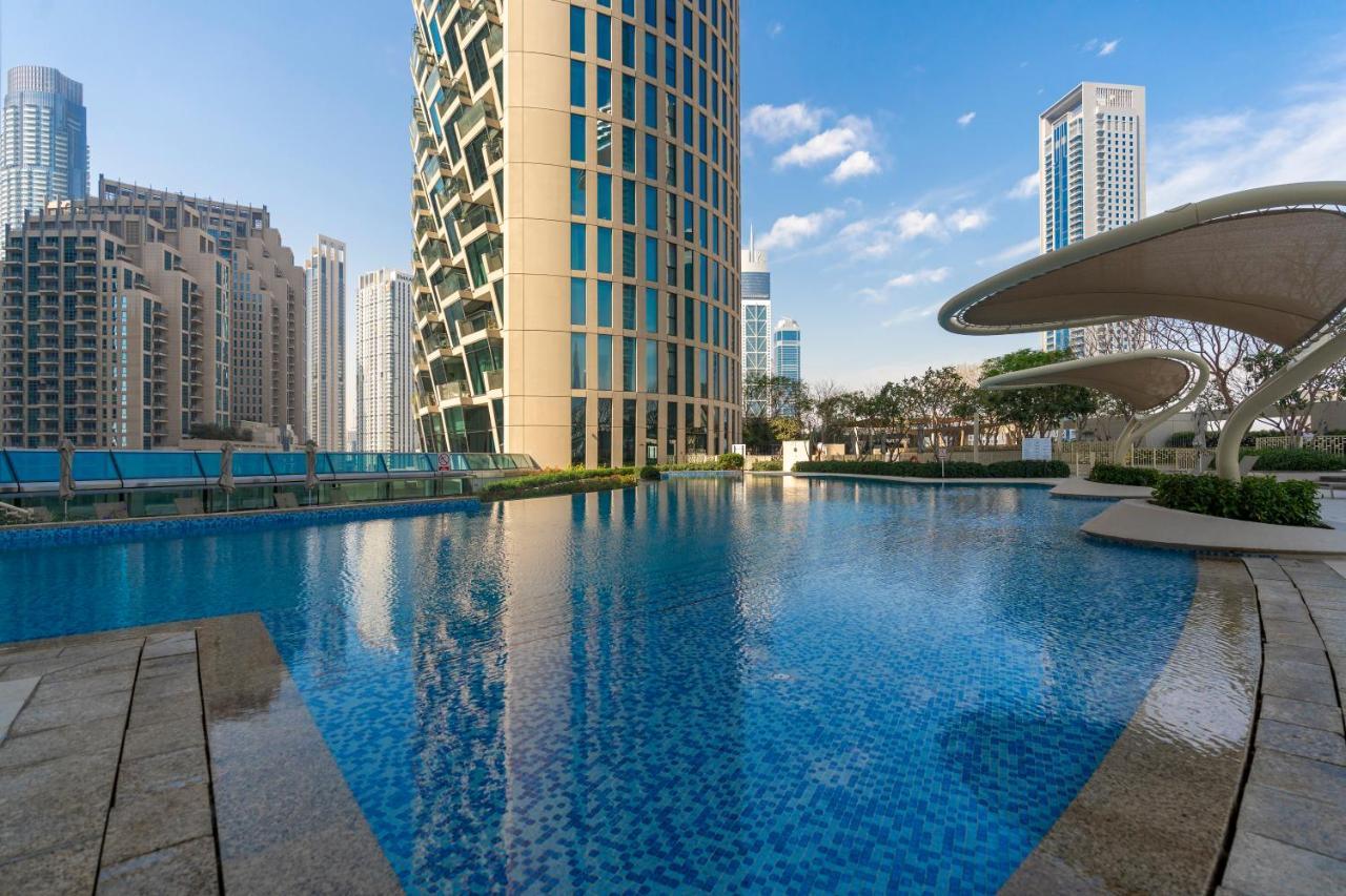 Prestige Living 1Br With Full Burj Khalifa View By Auberge Дубай Экстерьер фото
