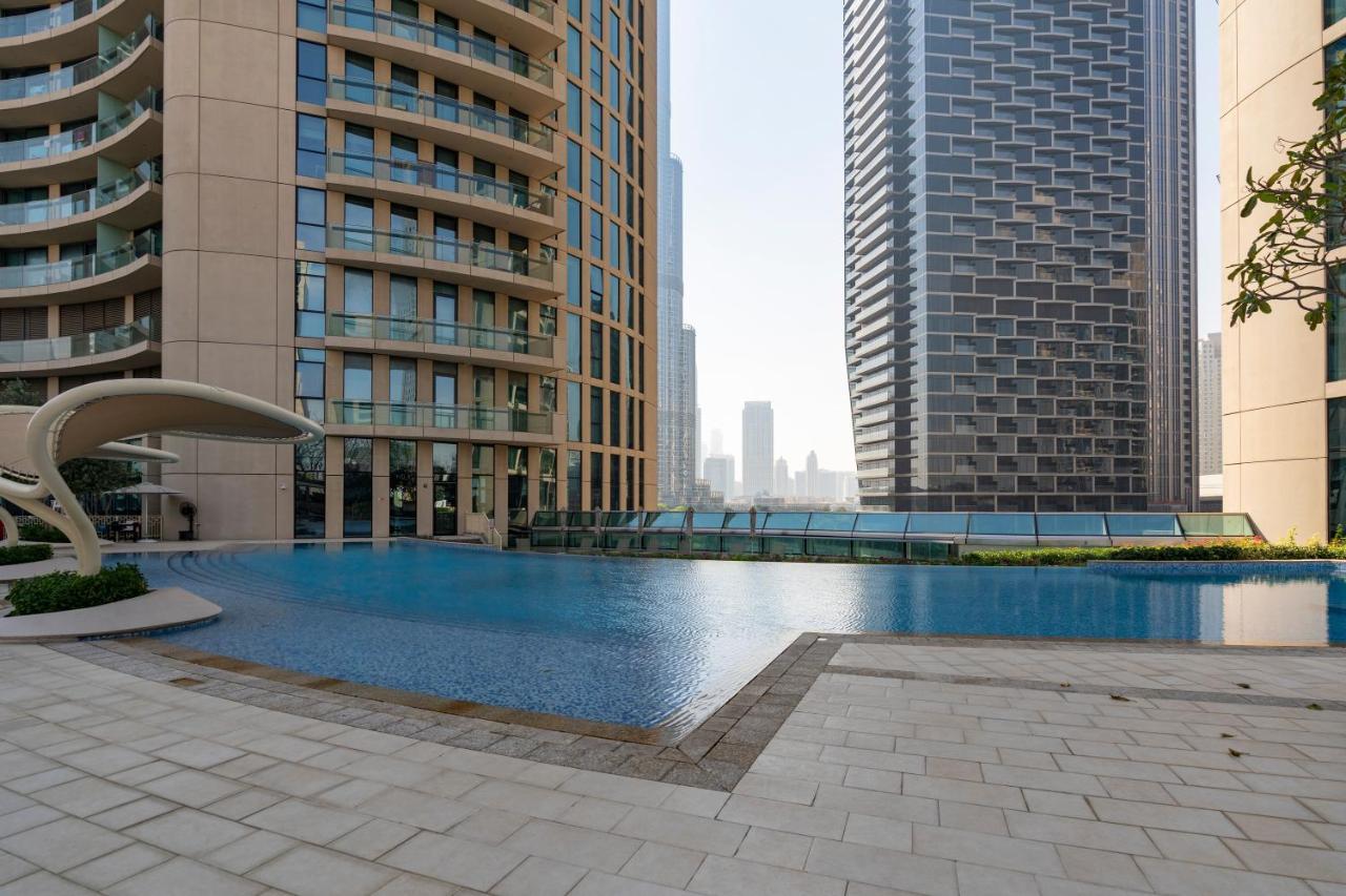 Prestige Living 1Br With Full Burj Khalifa View By Auberge Дубай Экстерьер фото