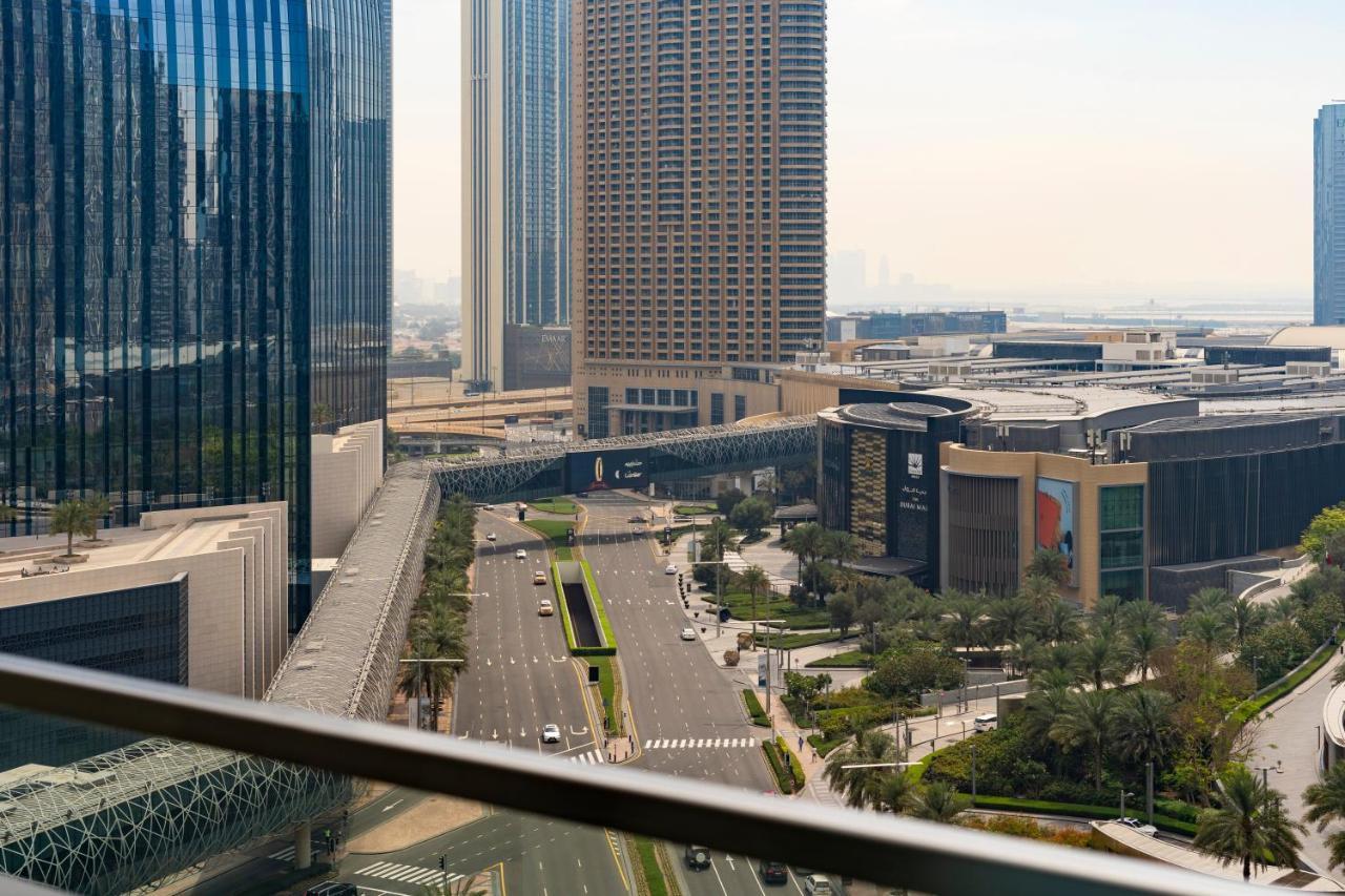 Prestige Living 1Br With Full Burj Khalifa View By Auberge Дубай Экстерьер фото