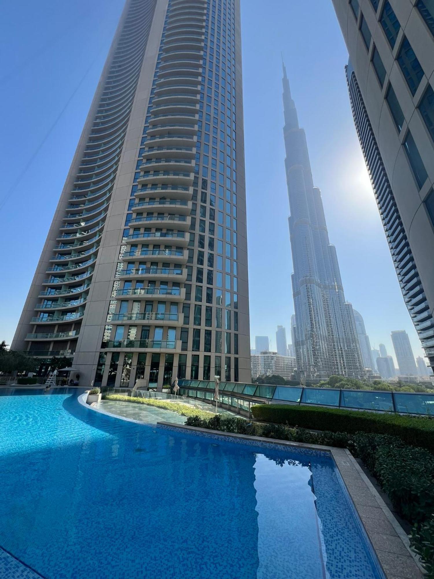 Prestige Living 1Br With Full Burj Khalifa View By Auberge Дубай Экстерьер фото